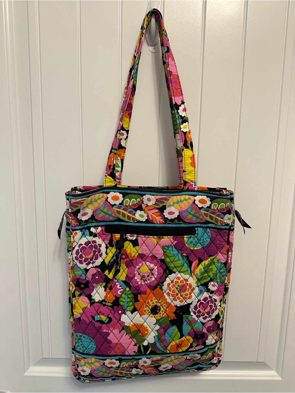 Vera Bradley quilted Va-Va Bloom pattern, laptop case